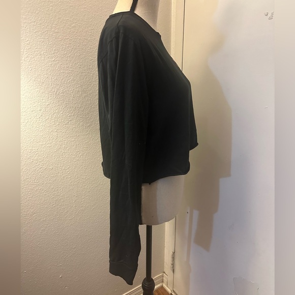 Vans Black and Pink Cropped long sleeve t-shirt - Picture 3 of 9